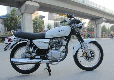 Địa Chỉ Thay Bình Ắc Quy Xe Husky Classic 125 Tại TPHCM