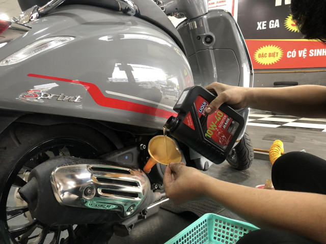 Nhớt Xe Vespa TPHCM Chính Hãng Giá Rẻ